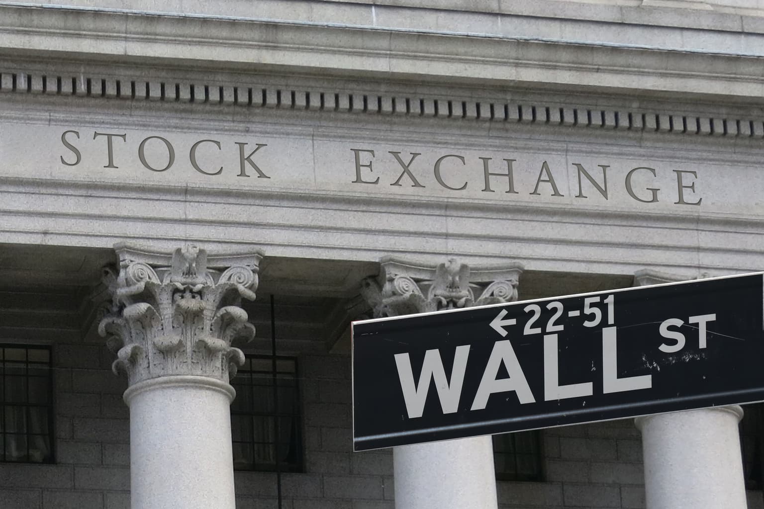 Trending stocks this week: MSFT, META, SNDK, AMZN, UNH, and more