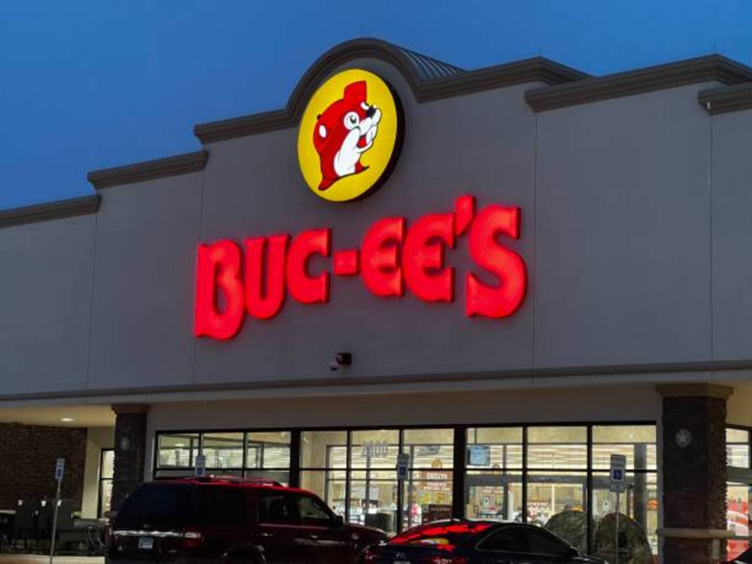 Buc-ee's winning formula: Super-sized stores, super-sized loyalty