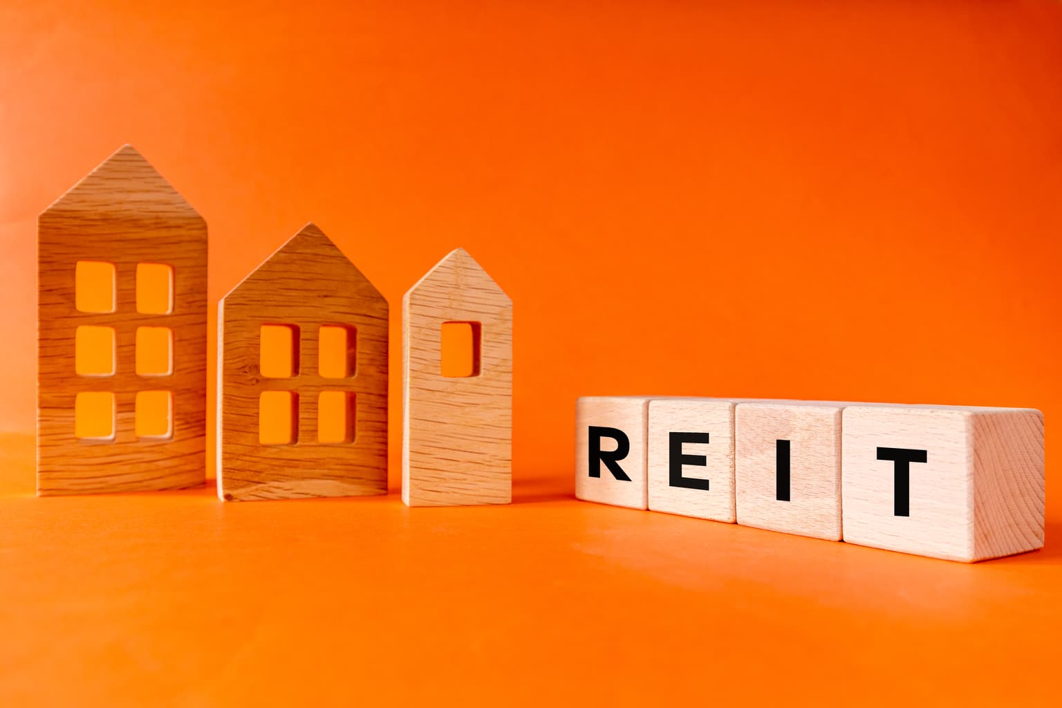 Most and least shorted REIT stocks with up to $2B market cap as of mid-Feb